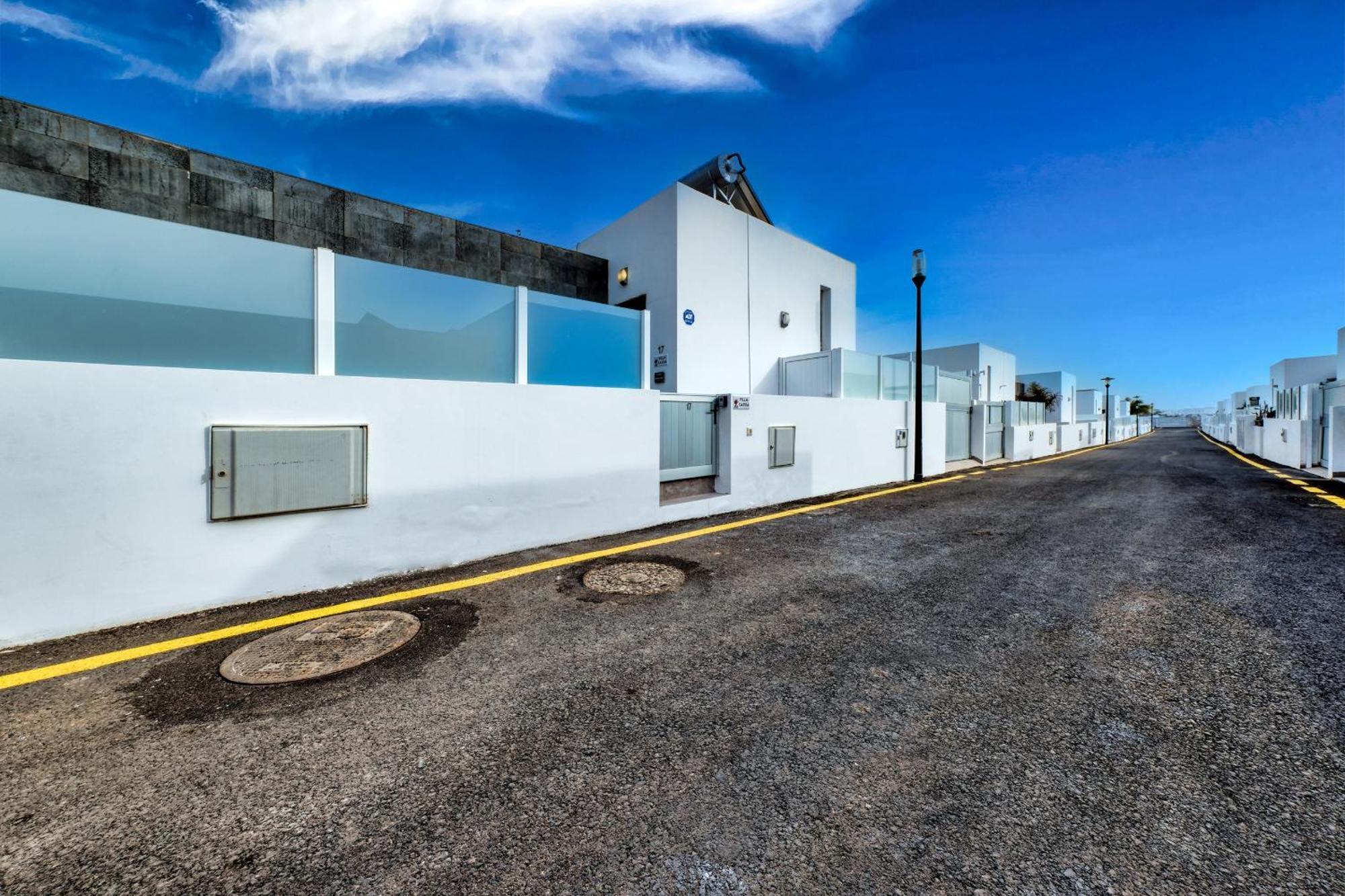 Villa Cassia-Private Pool Aircon, Sat Tv By Lanzarote Vacation Homes Коста Бланка Экстерьер фото